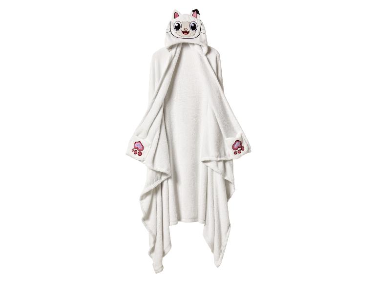 Witte deken met kattenmuts en roze pootjes.