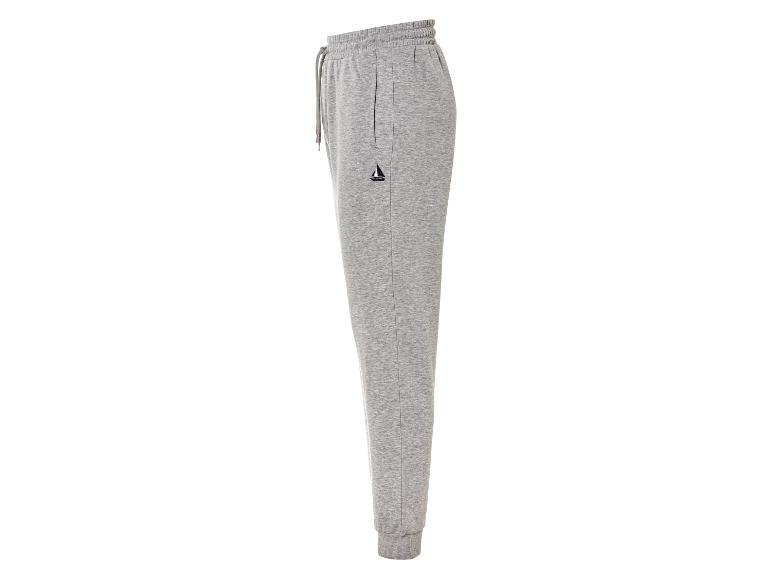 Grijze joggingbroek met een klein zeilbootlogo