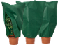 Drie groene beschermhoezen voor potplanten, één met open rits die een plant toont.