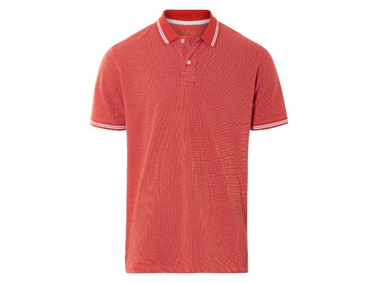 Rode polo met contrasterende kraag.