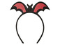 Een zwarte haarband met rode vleermuisoren voor Halloween.