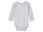 Grijze baby romper met lange mouwen.