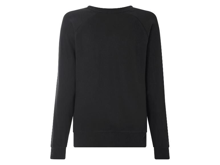 Zwarte sweater met lange mouwen.