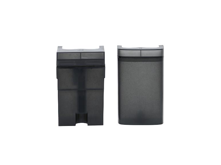 Twee donkergrijze plastic containers, één rechthoekig en één met afgeronde randen