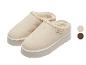Paar beige platformslippers met imitatiebontvoering en gevlochten bies.