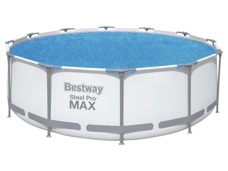 Bestway Steel Pro MAX zwembad met blauwe afdekking.
