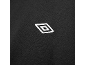 Zwarte stof met een wit diamantvormig logo.