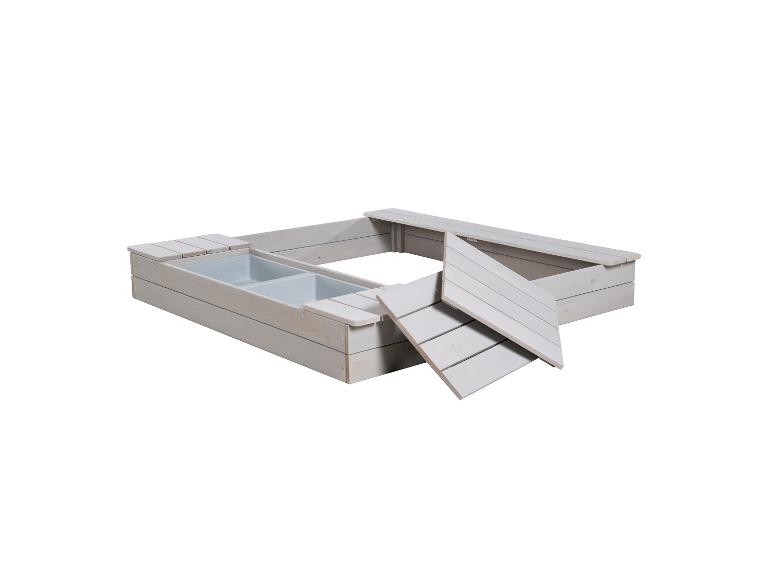 Wit houten zandbak met geïntegreerde bankjes.