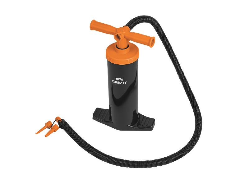 Crivit voetpomp, zwart en oranje, voor opblazen.