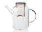 Een glazen theepot met een losse thee-infuser.