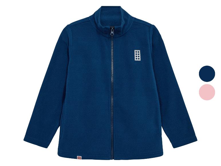 Blauwe kinderfleecejas met rits en vierkant logo, verkrijgbaar in marineblauw en roze.