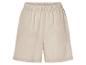 Beige linnen shorts, casual stijl.