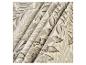 Beige stof met een bruin bloemen- en bladerenpatroon.