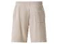 Achteraanzicht van lichtbeige herenshorts met elastische tailleband en een enkele achterzak.