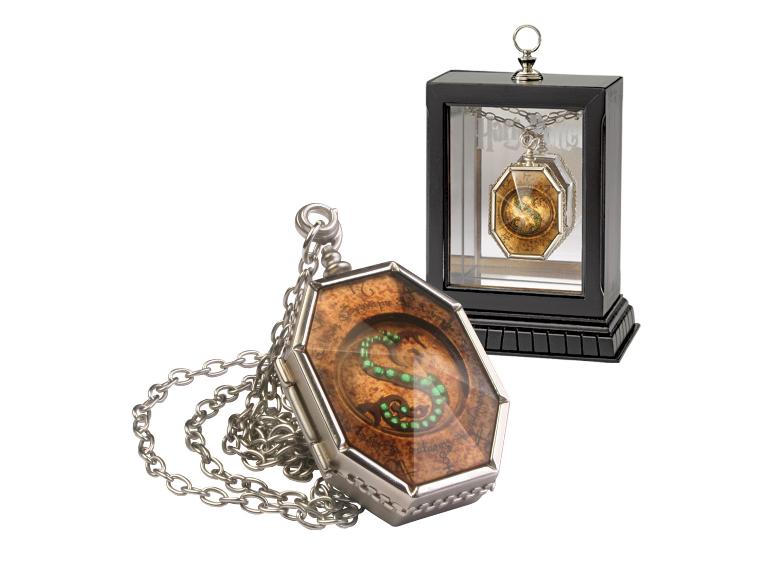 The Noble Collection Harry Potter Zwadderich Gruzielement medaillon met vitrine
