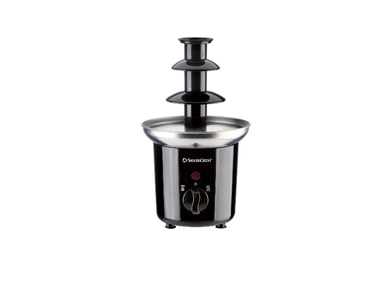 Zwarte drietraps chocoladefontein met roestvrijstalen basis