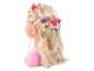 Blonde poppenhoofd met gevlochten haar en roze en paarse kroonclips