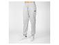 Grijze joggingbroek met Umbro-logo en witte sneakers