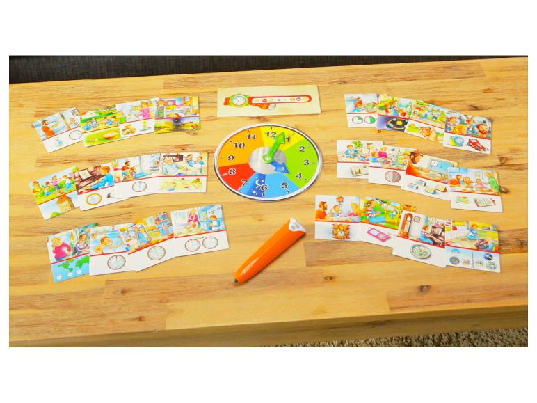 Educatief spel met klok en geïllustreerde kaarten om de tijd te leren.