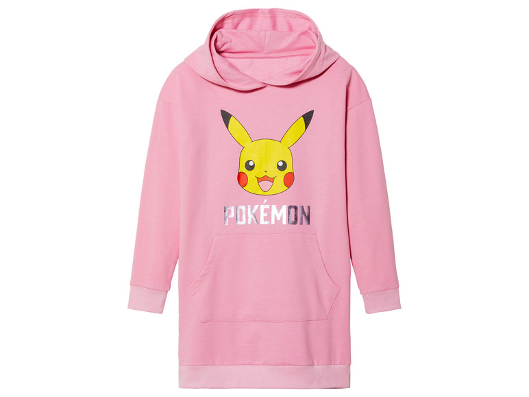 Een roze hoodie met een Pikachu-print en het logo van Pokémon.