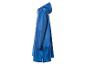 Blauwe regenjas met capuchon.