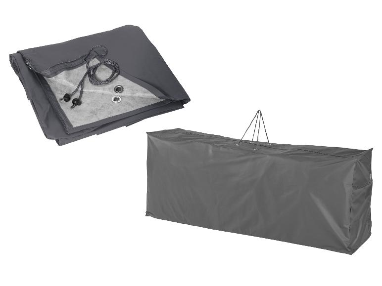Twee grijze beschermhoezen voor buitenmeubelen, één opgevouwen met details, één uitgevouwen.