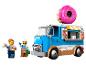 LEGO set met een donutwagen, twee minifiguren en accessoires.