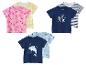 Zomerse baby T-shirts met ijsjes, strepen en haaienprints.