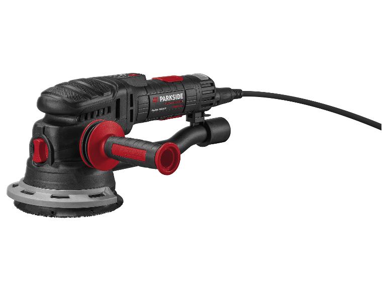 Zwarte en rode excenterschuurmachine met extra handgreep en snoer.