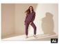 ESMARA® dames fleece huispak, gedragen door een lachende vrouw [AI-gegenereerde afbeelding]