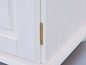 Witte kast met scharnier