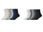 Twee sets sokken in diverse kleuren, waaronder wit, beige, blauw, zwart, groen en grijs.