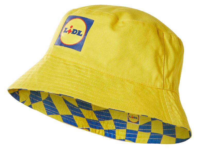 Gele bucket hat met logo en een binnenkant met blauwe en gele ruitjes.