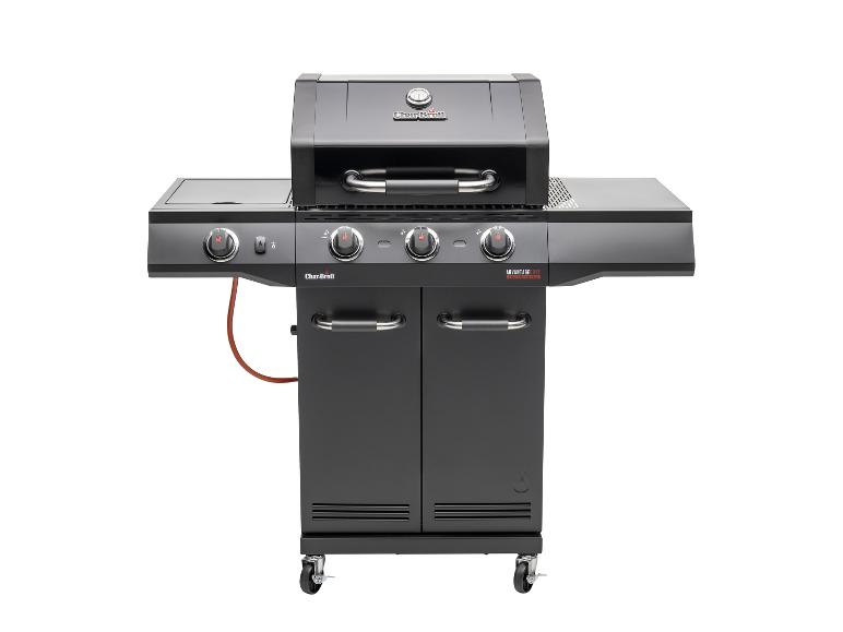 Zwarte gasbarbecue met zijtafels en onderkast.