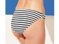 Zwarte en witte gestreepte bikini slip.