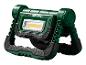 Groen-zwarte PARKSIDE LED-werklamp met verstelbare handgreep en standaard.