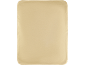 Een effen, lichtgele deken met afgeronde hoeken, geschikt voor een baby of als plaid.