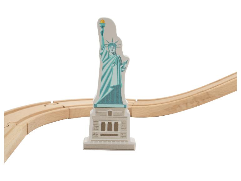 Speelgoed Vrijheidsbeeld en houten treinbaan