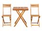 Set van houten inklapbare tafel en twee stoelen voor buiten