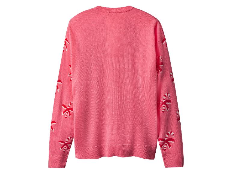 Roze kersttrui met zuurstok- en strikpatroon, achteraanzicht.