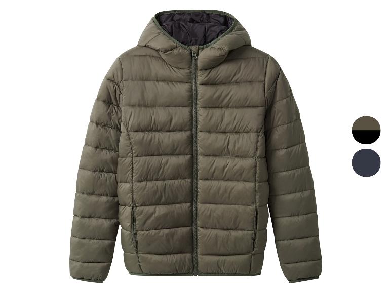 Olijfgroene pufferjas met capuchon.