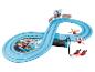 Een Carrera First Mario Kart racebaan met twee controllers.