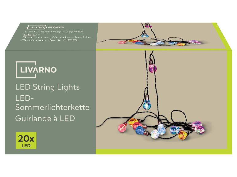 LED-lichtsnoer met 20 veelkleurige lampen op de verpakking.