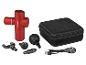 Een rode Vitalmaxx massagepistool met accessoires en oplader in een zwarte opbergtas.