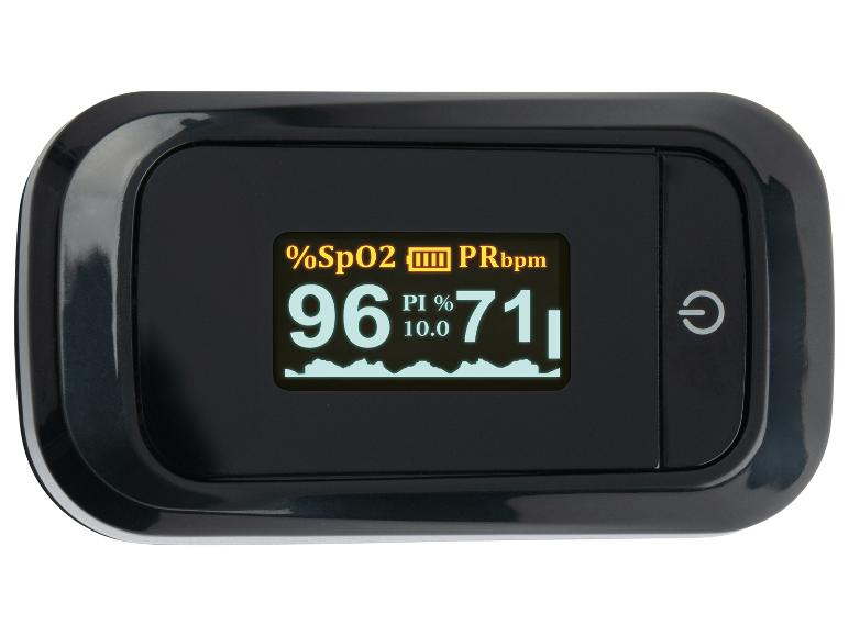 Zwarte pulsoximeter met 96% SpO2 en 71 bpm weergave