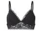 Zwarte kanten bralette met dunne bandjes en een mesh onderband.