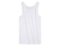 Een wit, basic tanktop zonder mouwen.