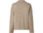 Beige gebreide trui met polokraag, achteraanzicht.