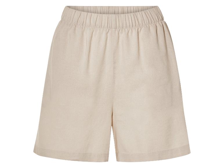 Beige linnen shorts, casual stijl.