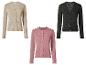 Drie opengewerkte vesten met lange mouwen in beige, roze en zwart.